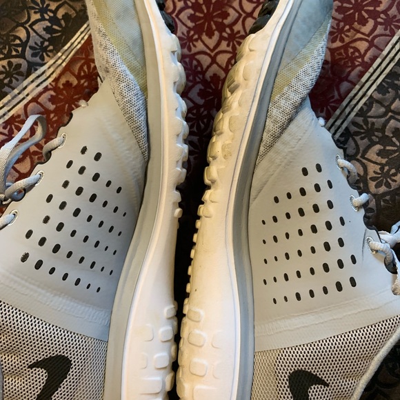 Nike - Picture 4 of 4